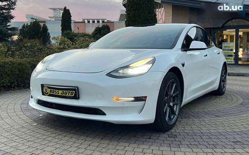 Tesla Model 3 2020 - фото 3