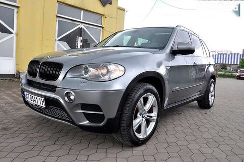 BMW X5 2011 - фото 11