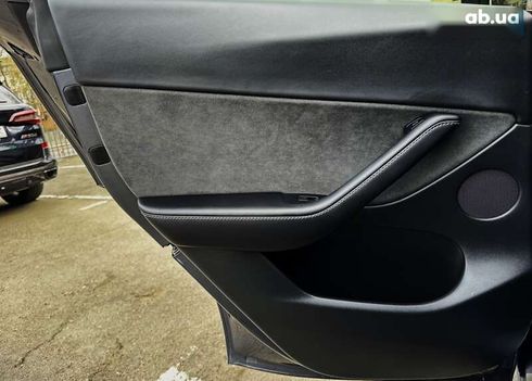 Tesla Model Y 2022 - фото 23