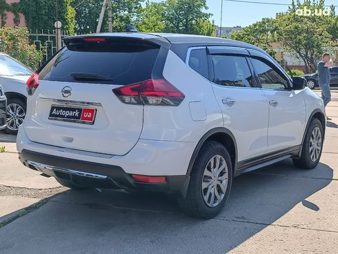 Nissan Rogue 2017 белый - фото 12