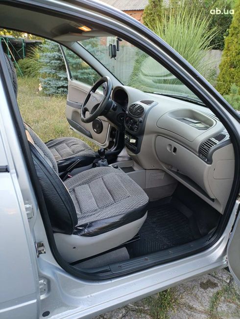 LADA Kalina 1118 2008 серебристый - фото 8