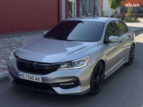 Honda Accord 2016 - фото 8