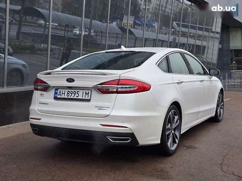 Ford Fusion 2019 - фото 4
