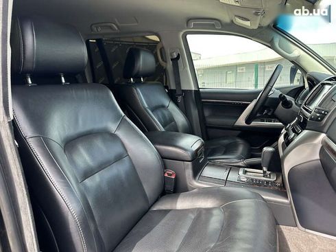 Toyota Land Cruiser 2014 - фото 23