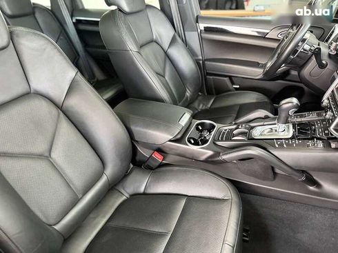 Porsche Cayenne 2015 - фото 27