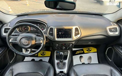 Jeep Compass 2017 - фото 9