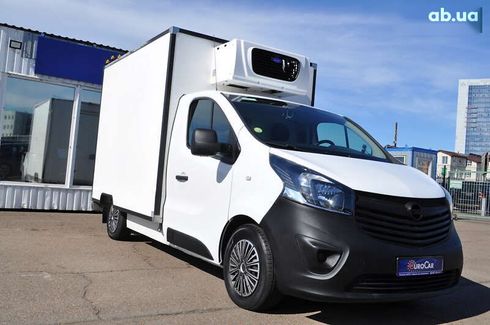 Opel Vivaro 2017 - фото 23