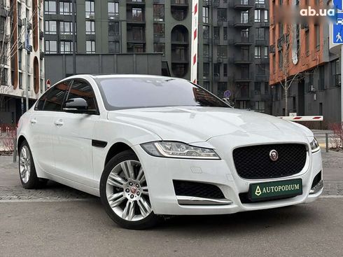Jaguar XF 2016 - фото 3