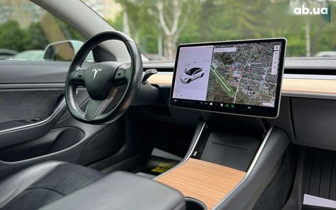 Tesla Model 3 2017 - фото 10