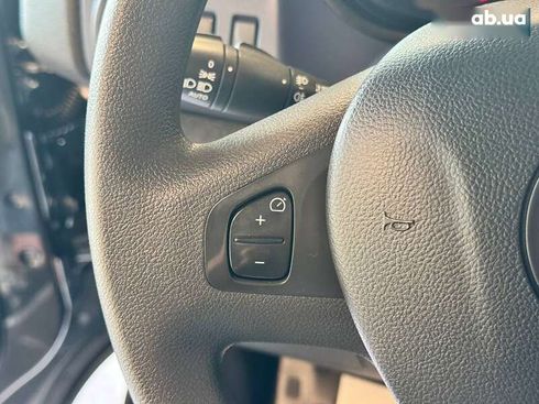 Opel Vivaro 2017 - фото 22