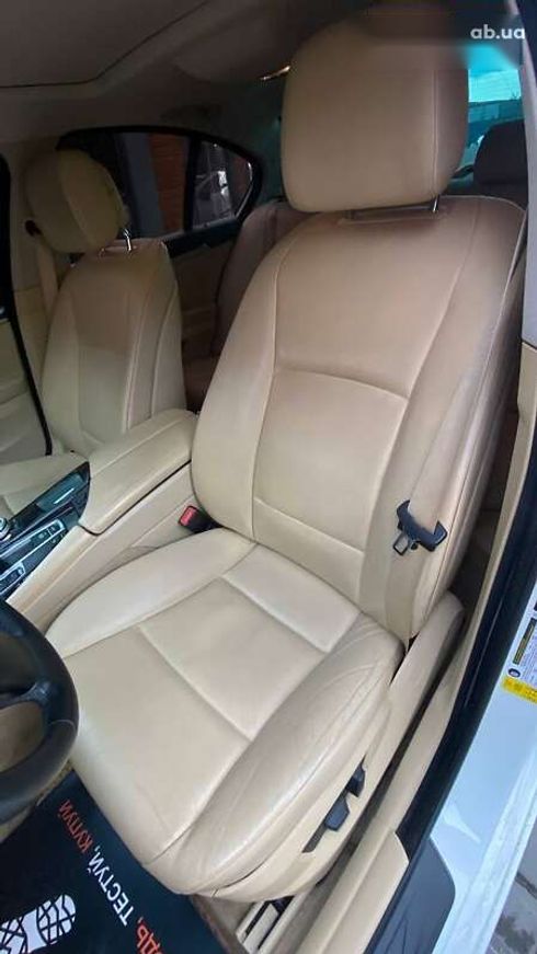 BMW 5 серия 2012 - фото 16