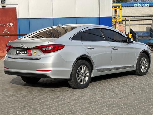Hyundai Sonata 2014 серый - фото 5
