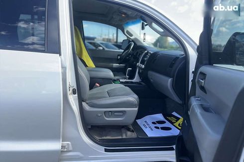 Toyota Sequoia 2008 - фото 15