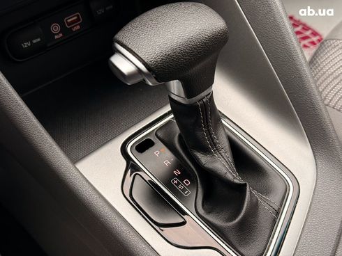 Kia Niro 2019 белый - фото 22