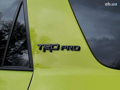 Toyota 4Runner 2021 - фото 17