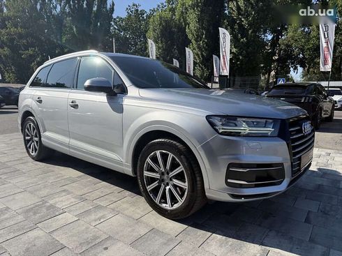Audi Q7 2018 - фото 12