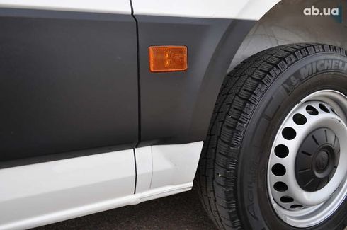 Volkswagen Crafter 2021 - фото 18