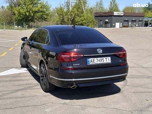 Volkswagen Passat 2017 - фото 19