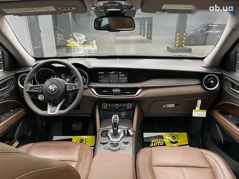 Alfa Romeo Stelvio 2021 - фото 16