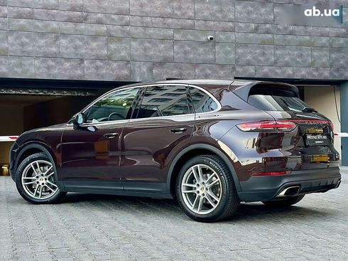 Porsche Cayenne 2018 - фото 25