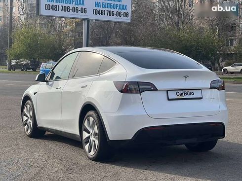 Tesla Model Y 2022 - фото 9