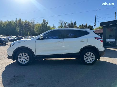 Nissan Qashqai 2017 белый - фото 7