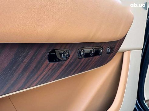 Rolls-Royce Cullinan 2020 - фото 16