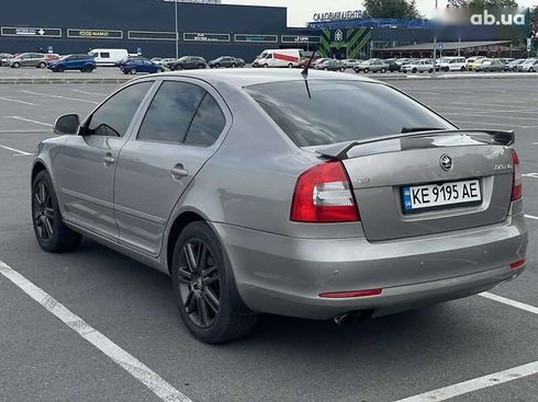 Skoda Octavia 2012 - фото 11