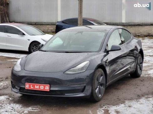 Tesla Model 3 2023 - фото 8