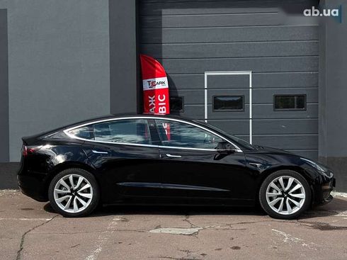 Tesla Model 3 2018 - фото 11