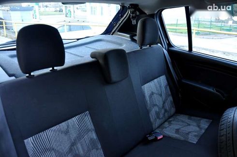 Dacia Sandero 2011 - фото 23