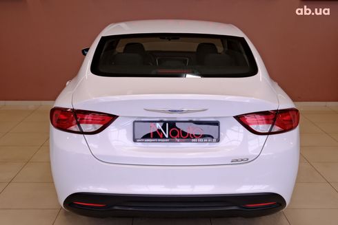 Chrysler 200 2014 белый - фото 6
