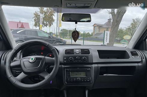 Skoda Fabia 2009 - фото 17
