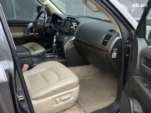 Toyota Land Cruiser 2008 - фото 10