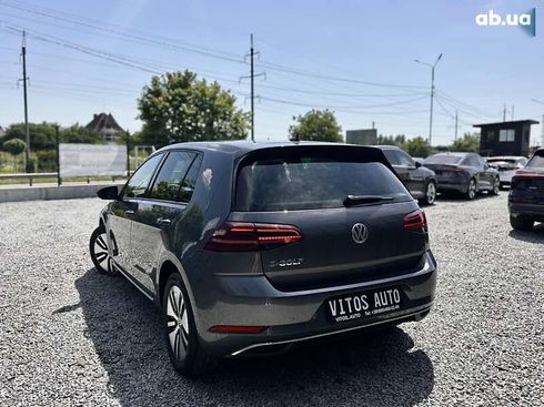 Volkswagen e-Golf 2018 - фото 10