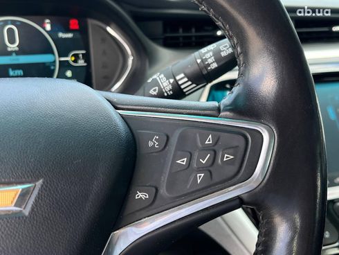 Chevrolet Bolt 2020 серый - фото 35