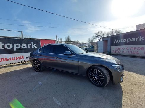 BMW 3 серия 2017 серый - фото 10