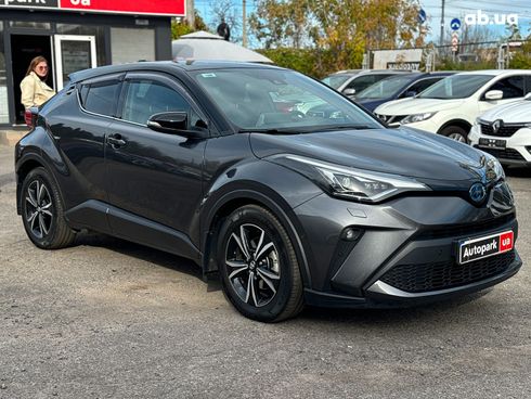Toyota C-HR 2022 серый - фото 3