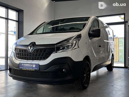 Renault Trafic 2019 - фото 11