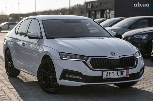 Skoda Octavia 2021 - фото 8