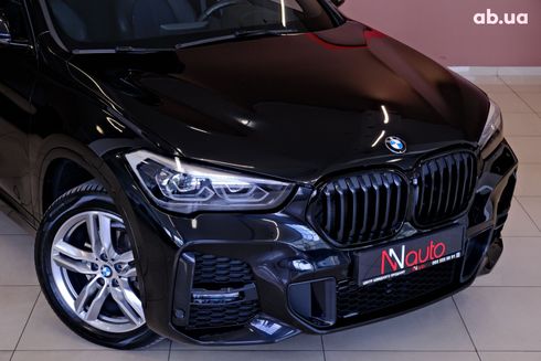 BMW X1 2021 черный - фото 3