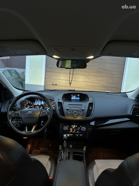 Ford Escape 2017 вишневый - фото 7