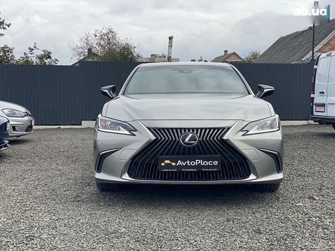 Lexus ES 2021 - фото 16
