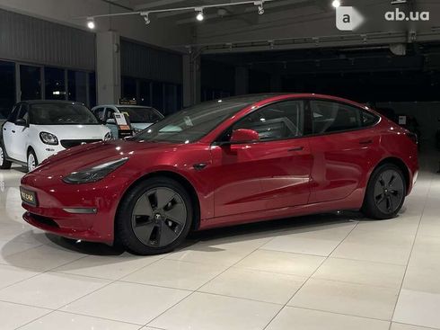 Tesla Model 3 2021 - фото 14
