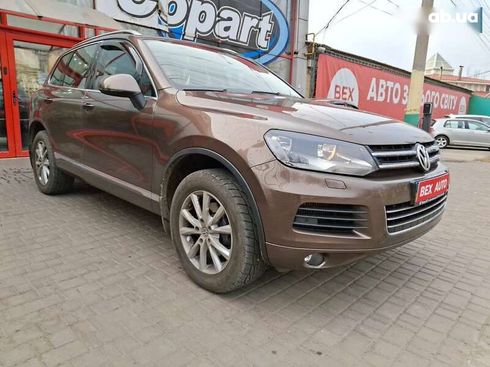 Volkswagen Touareg 2012 - фото 8