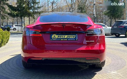 Tesla Model S 2019 - фото 6