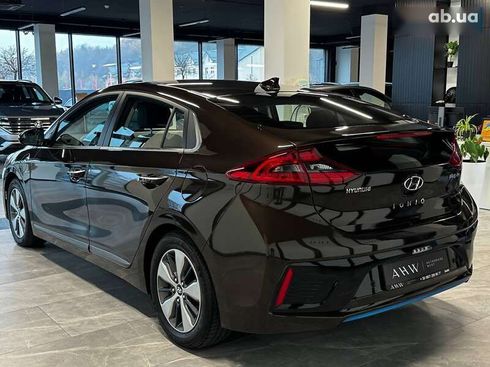 Hyundai Ioniq 2018 - фото 16