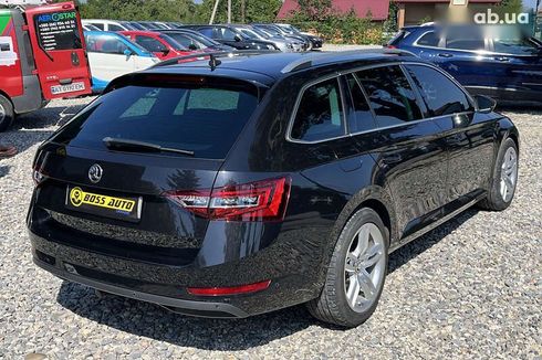 Skoda Superb 2016 - фото 5