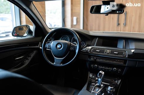 BMW 520 2016 - фото 20