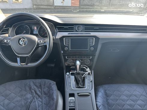 Volkswagen passat b8 2016 черный - фото 17